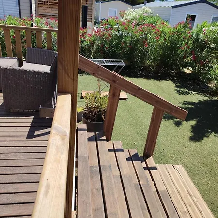 Casa de Férias Comfortable 2-bedroom Mobile Canet-en-Roussillon