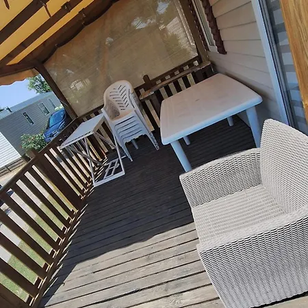 Casa de Férias Comfortable 2-bedroom Mobile Canet-en-Roussillon